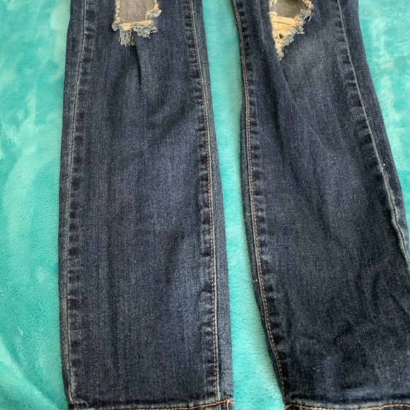 VIP JEANS - Picture 2 of 4